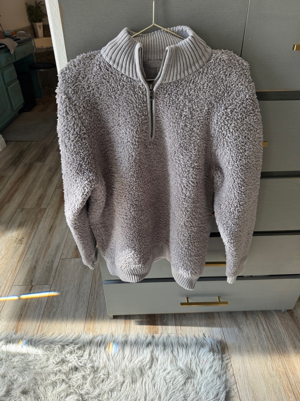 Barefoot Dreams Cozy Half-Zip Sherpa Sweater - Light Gray